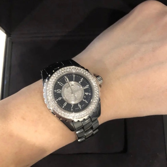 CHANEL WATCH - Picture 4 of 16